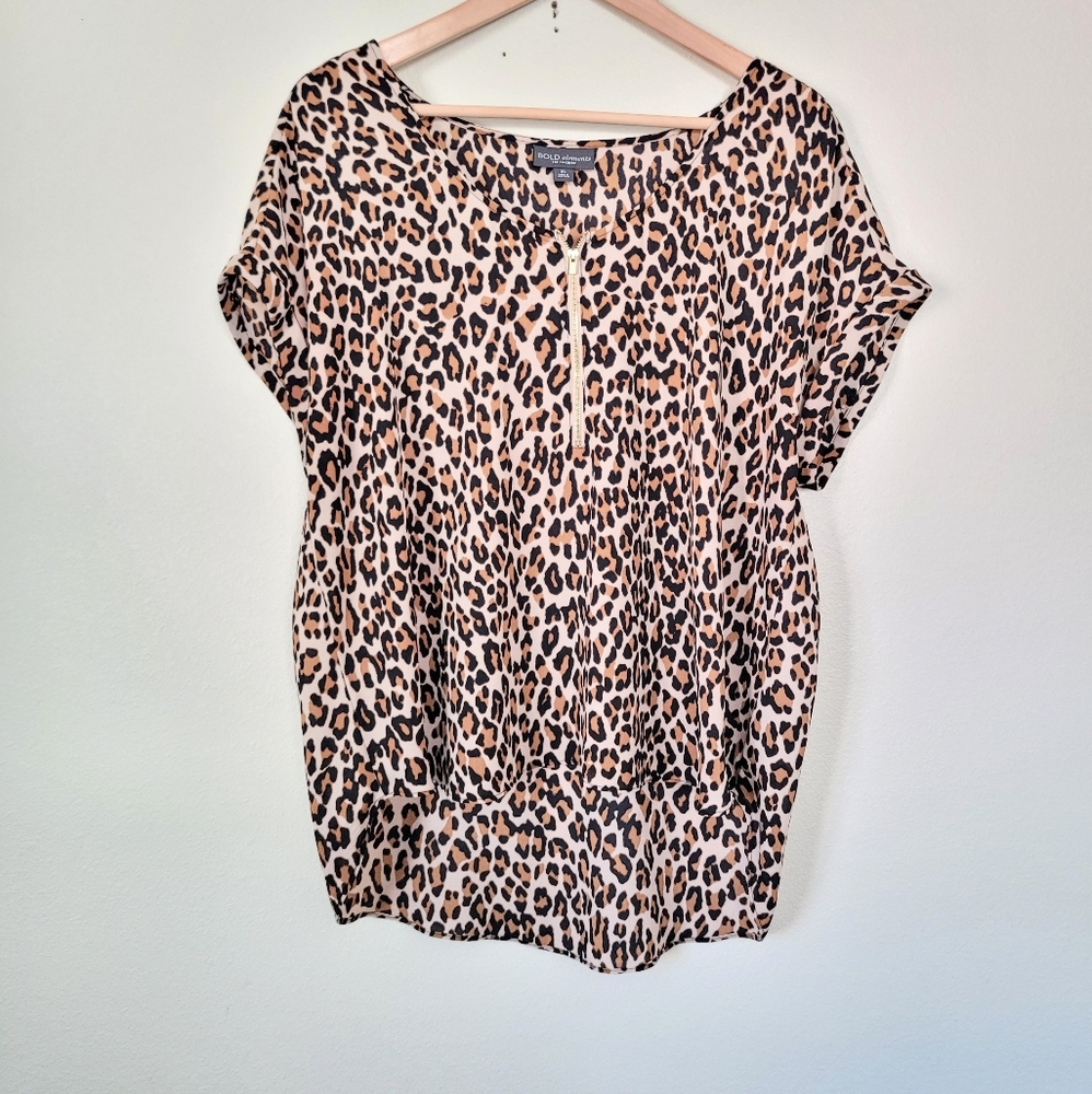 Bold elements leopard print top XL